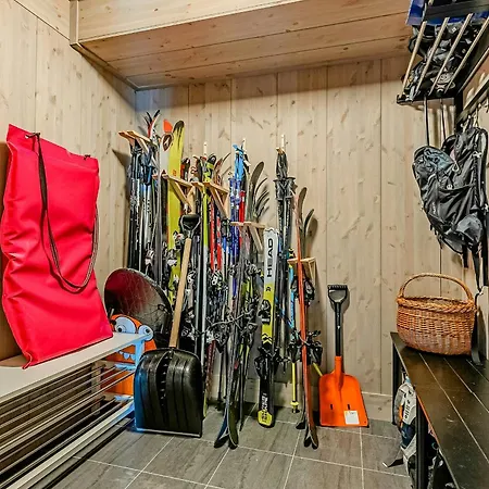 Дом отдыха Modern With In Out At Kvitfjell Favang