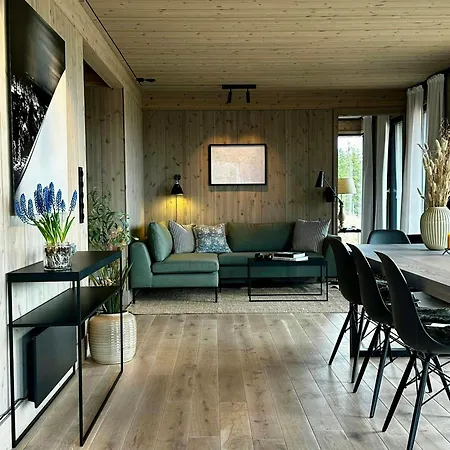 Modern With In Out At Kvitfjell Feriehus *